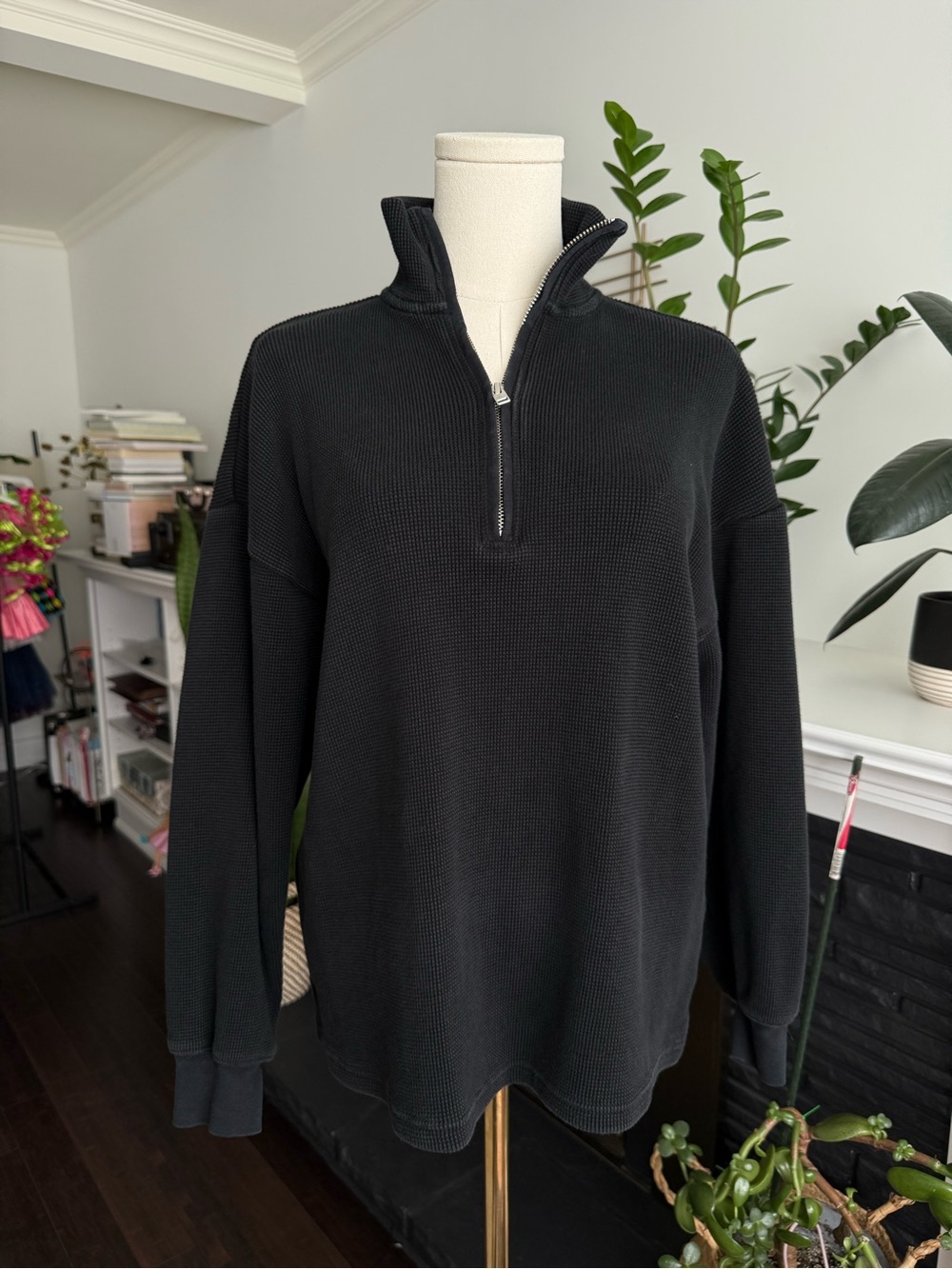 Wilfred Black Half-Zip Waffle Knit Long Sleeve Top